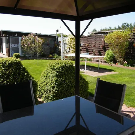 Ferienbungalow Meerjungfrau Im Seebad Holiday home Ueckermunde